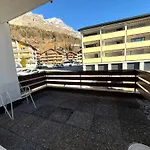 Apollo 44 Apartment *